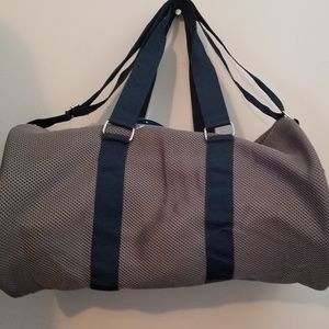 Perry Ellis Duffel bag